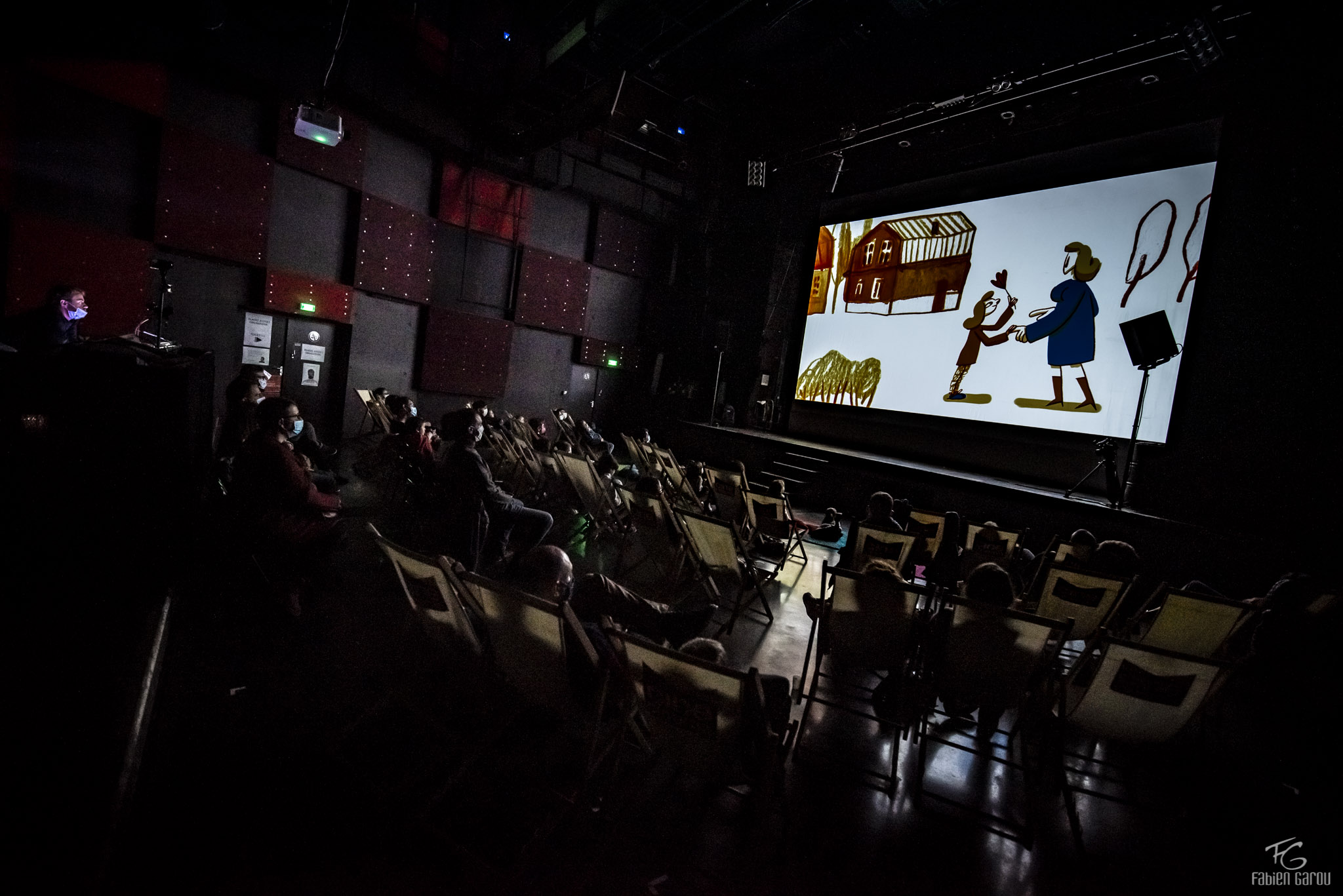 Projection de courts-métrages pour enfants lors du Festival Récréaction organisé au Temps Machine de Joué-lès-Tours de 2020 à 2023